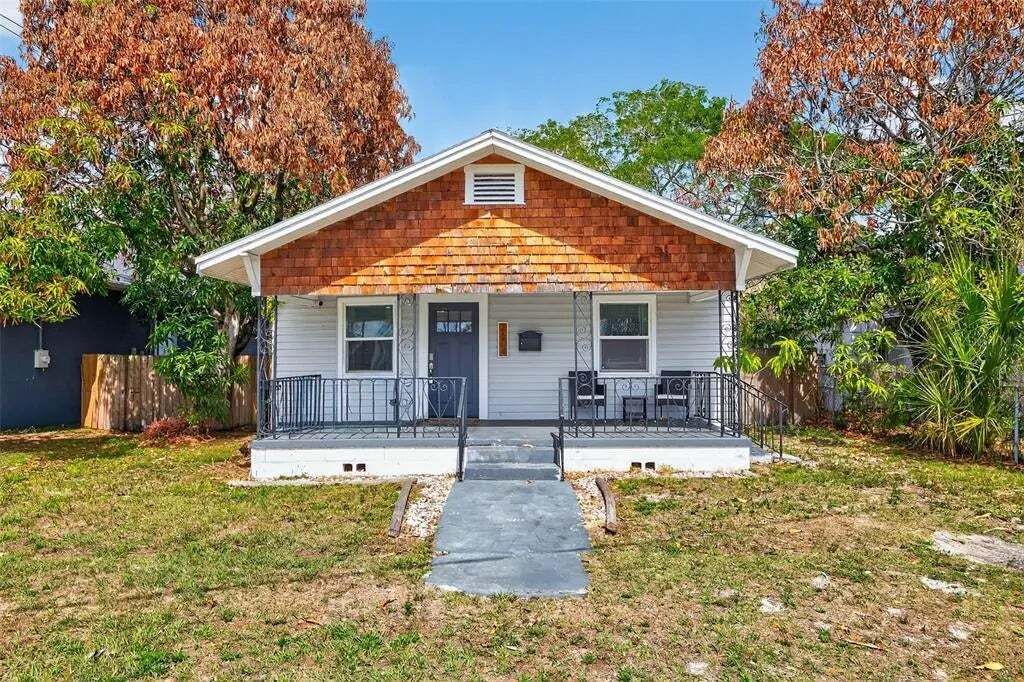 Property photo 1 of 20