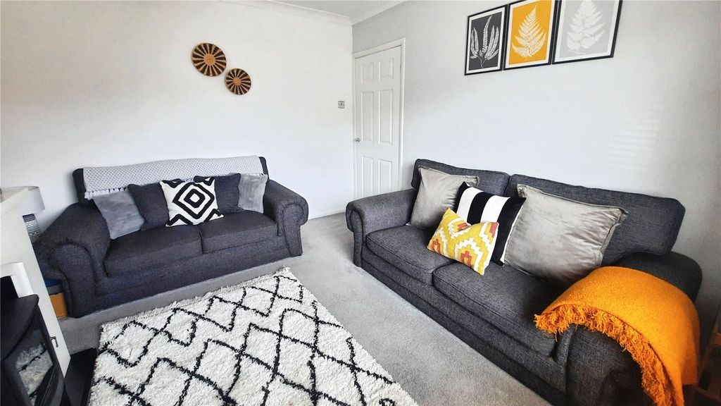 Property photo 3 of 17 Picture No. 11