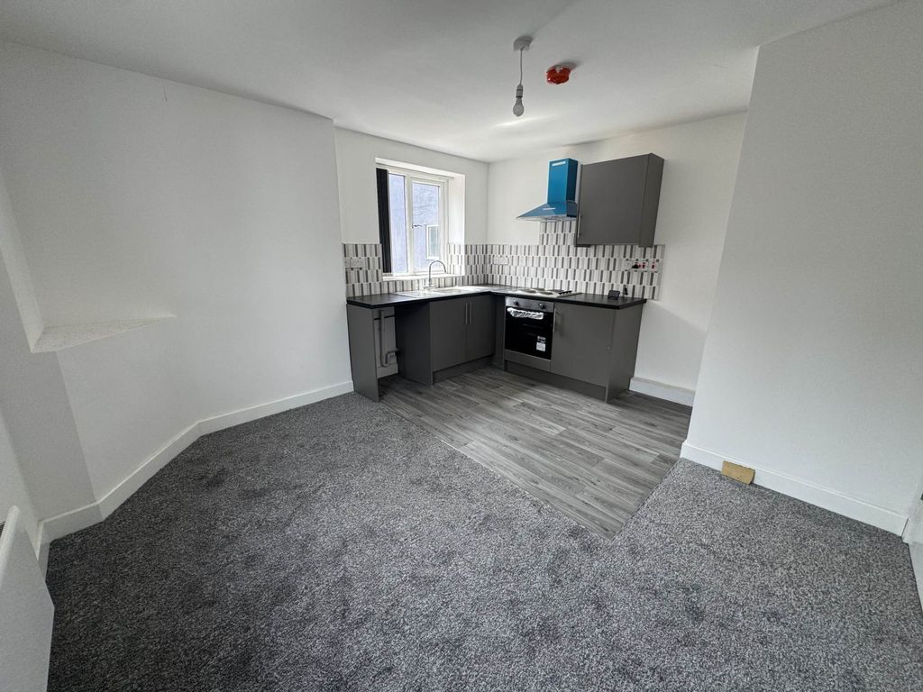 Property photo 2 of 3