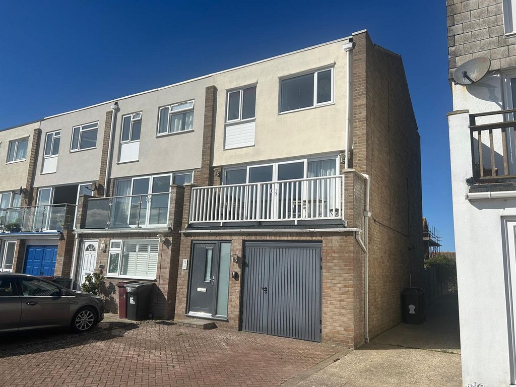 Property photo 1 of 31