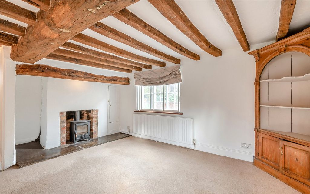 Property photo 3 of 21 Sitting Room