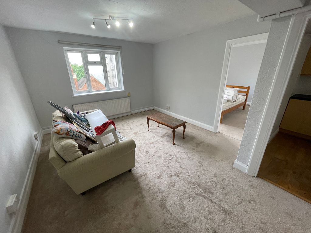 Property photo 1 of 6