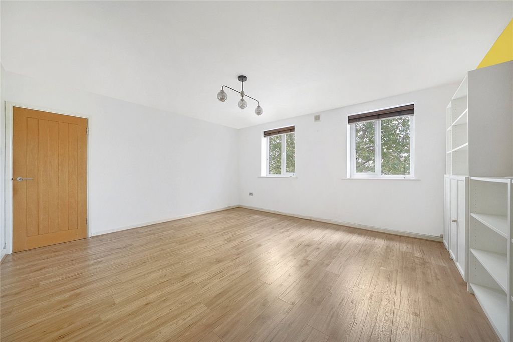 Property photo 3 of 14 Picture No. 03