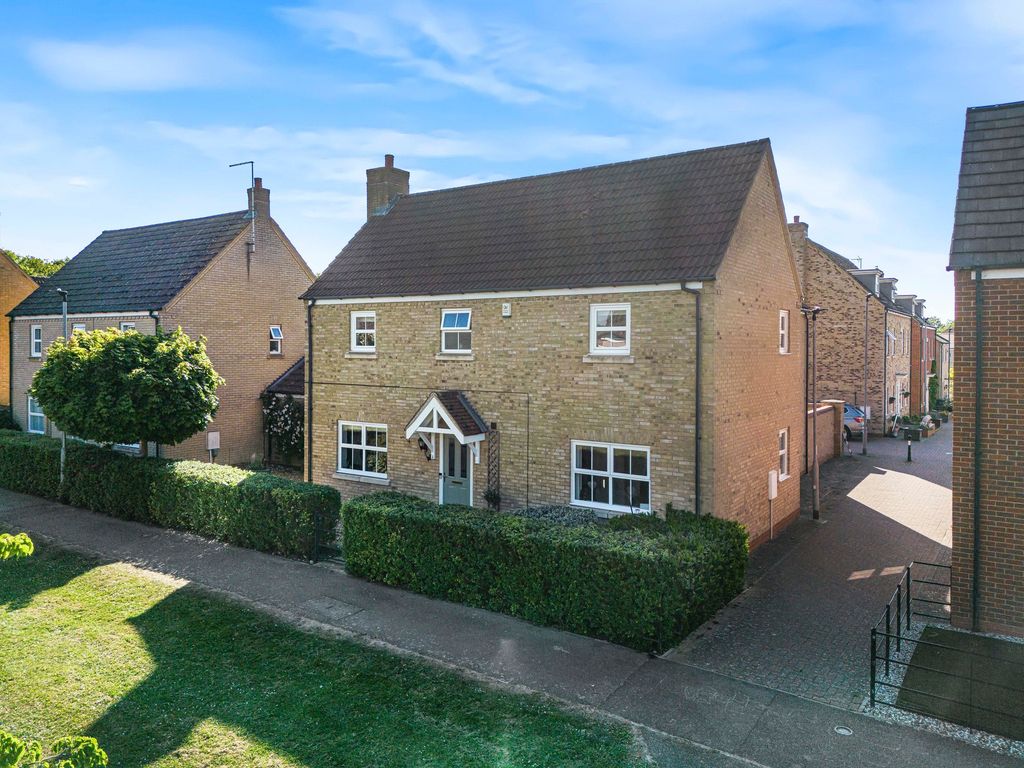 Property photo 1 of 40