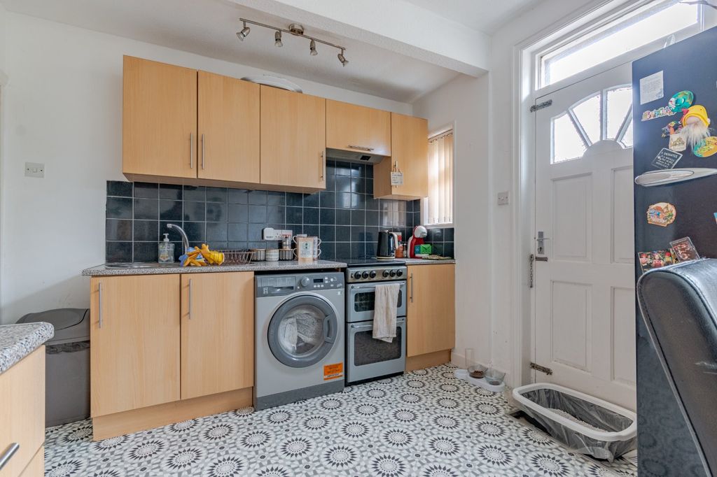 Property photo 3 of 13 Picture No. 01