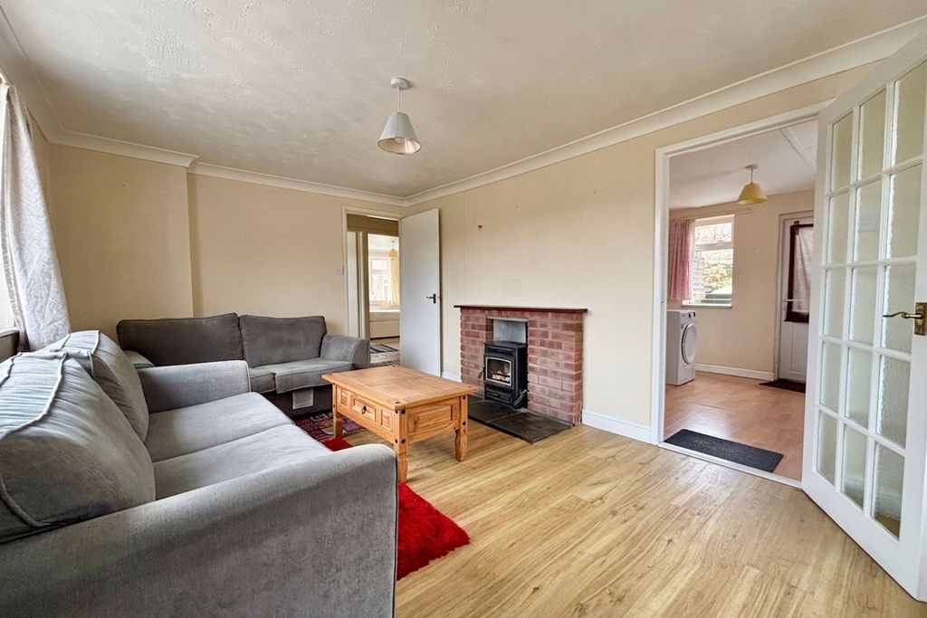 Additional image 4 of 2 bed detached bungalow for saleTruro Lane, Penryn TR10