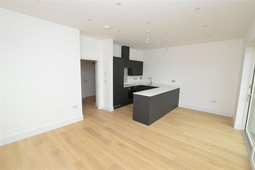 Property photo 3 of 6 Picture No. 07