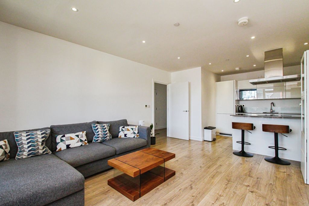 Property photo 3 of 14 Open Plan Living