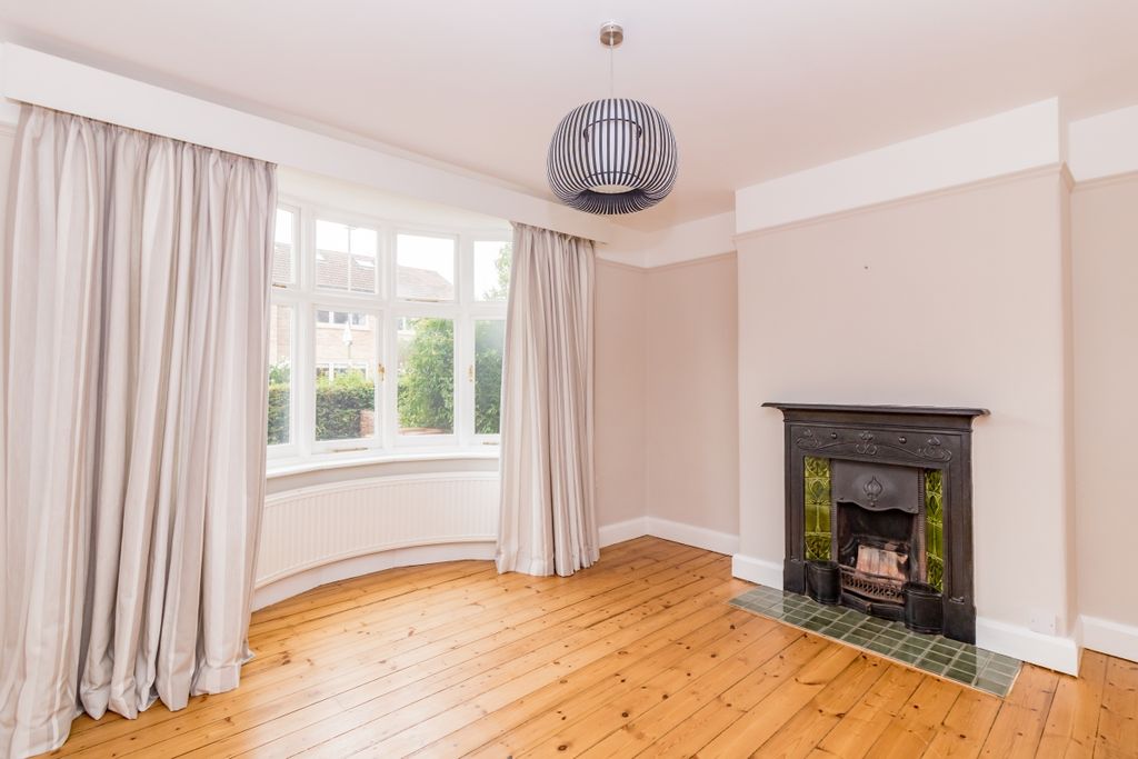 Property photo 3 of 12 69649