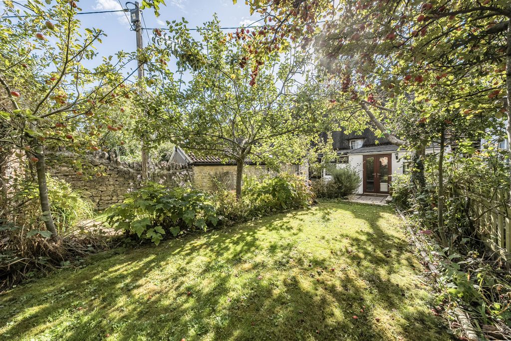 Property photo 2 of 18 1355693668Dbbe3d1A959