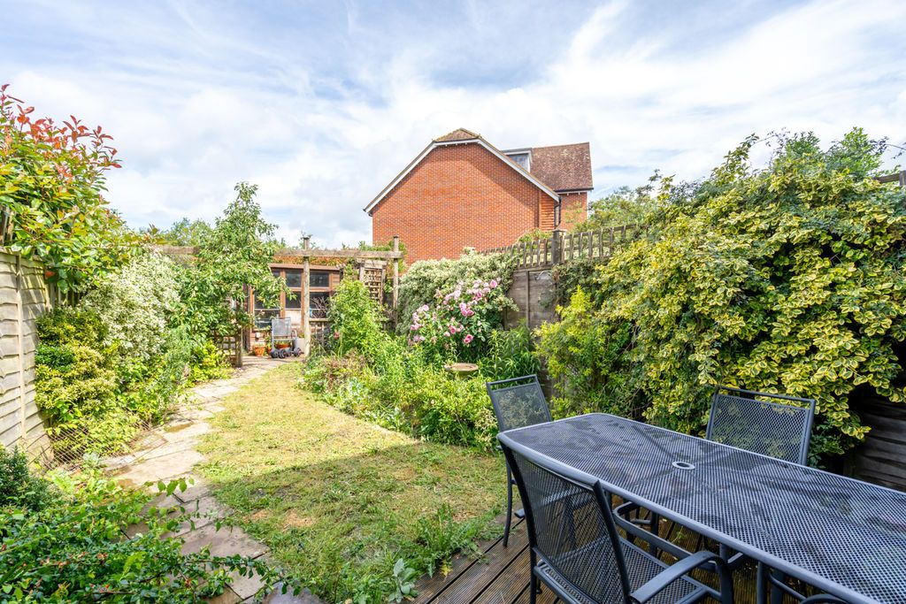 Property photo 2 of 16 Photo 6
