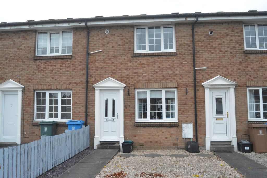 Property photo 1 of 8