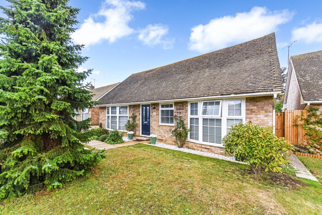 Property photo 1 of 33