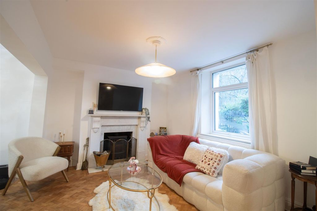 Property photo 3 of 24 Img_8149.Jpg