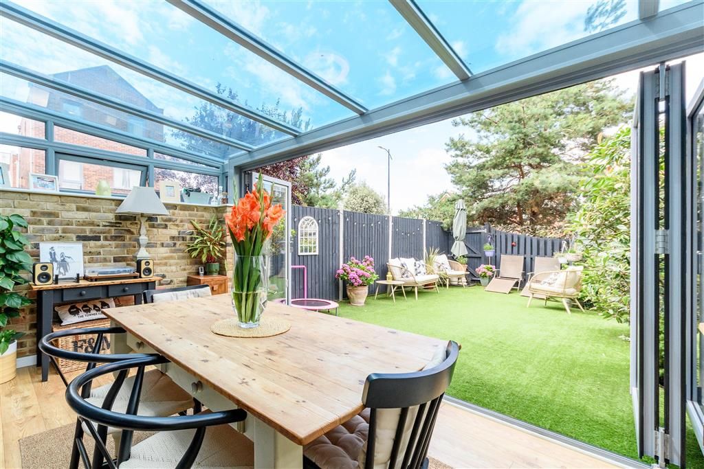 Property photo 1 of 11 External W