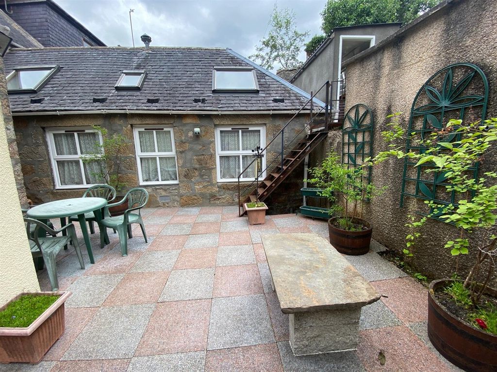 Property photo 2 of 31 Rear Courtyard 2.Jpg