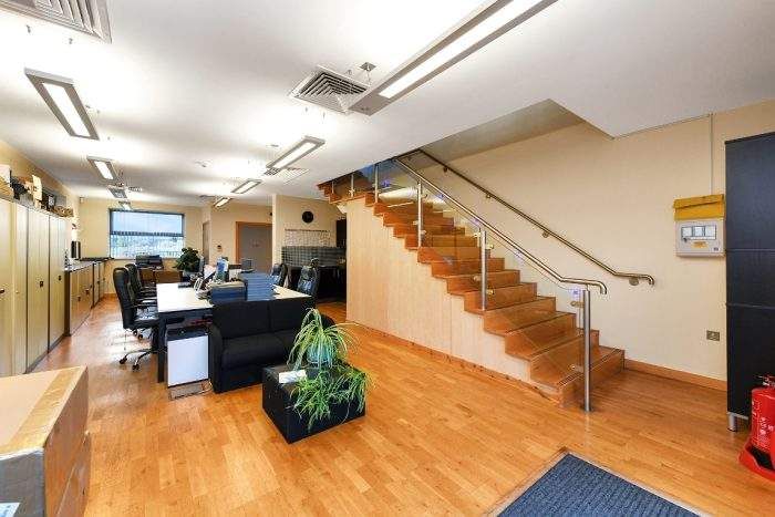 Property photo 3 of 7