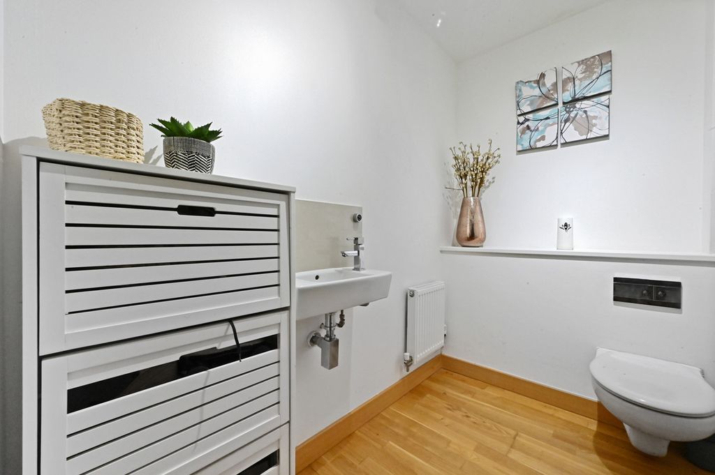 Additional image 9 of 3 bed maisonette for saleZodiac Close, Edgware HA8