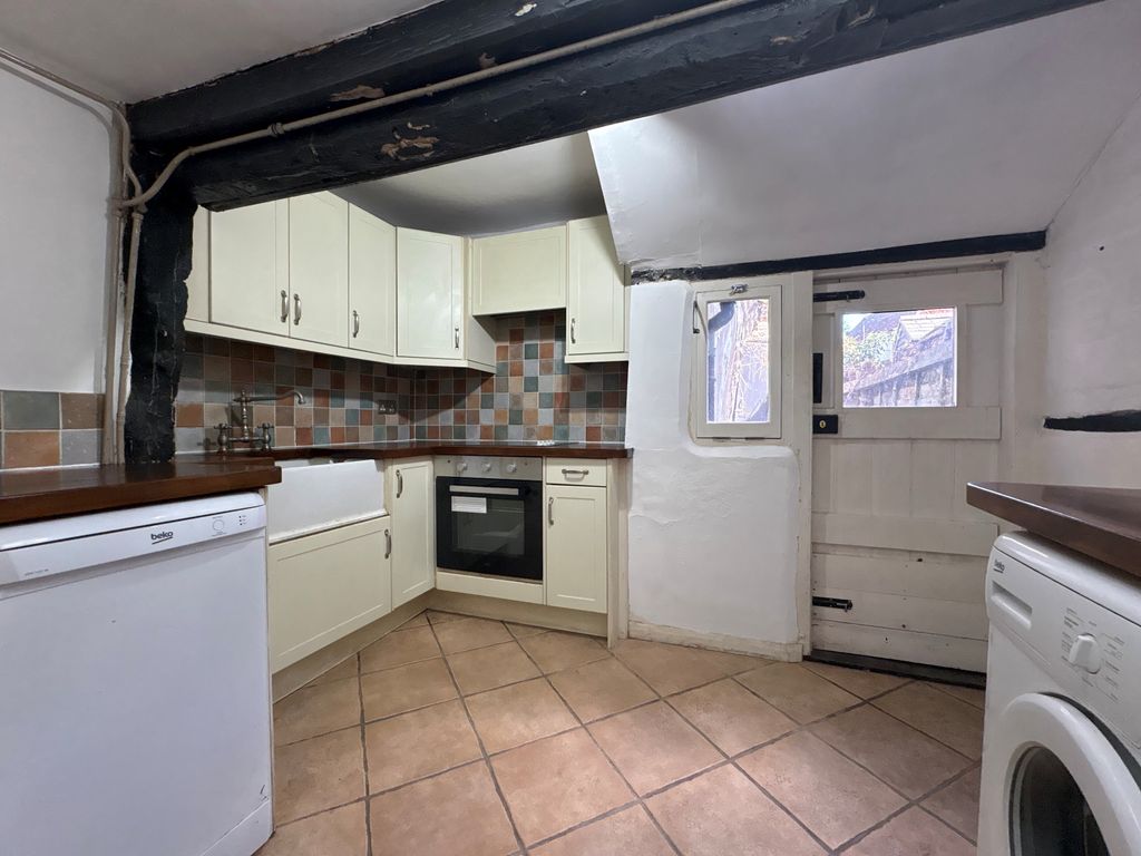 Property photo 2 of 8 Image