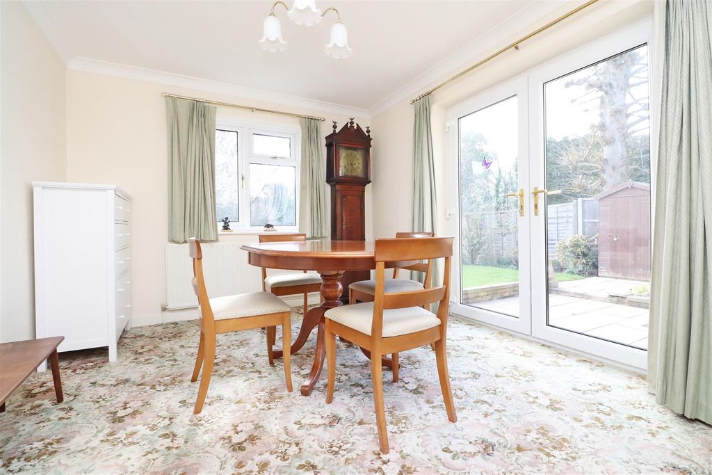 Property photo 3 of 14 Kc Dining Room.Jpg