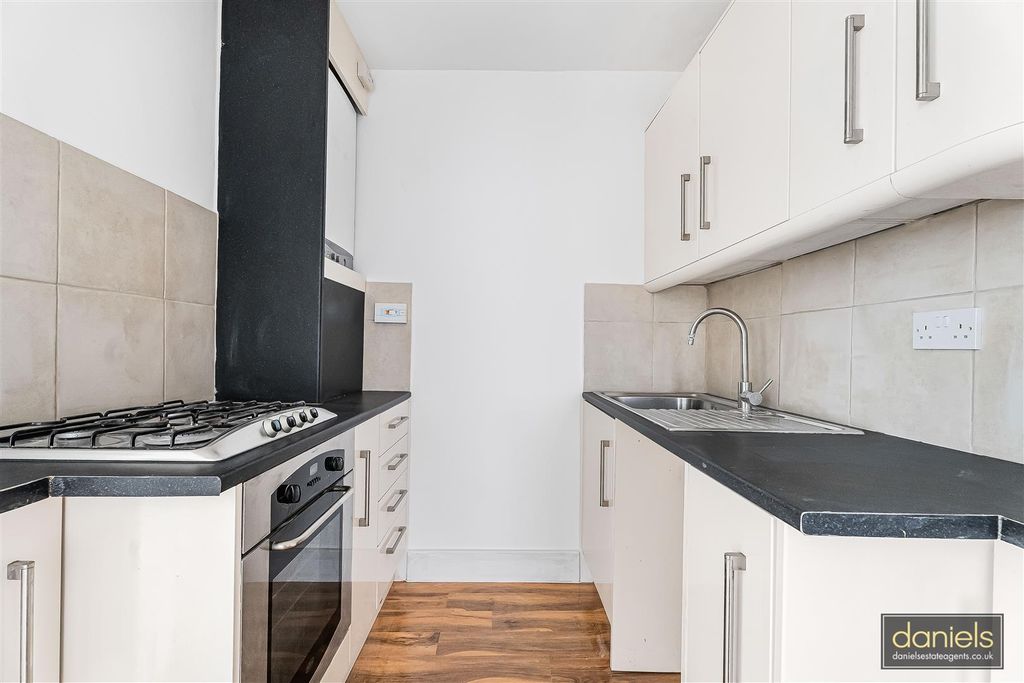 Property photo 3 of 9 8_77787_Watermarked.Jpg