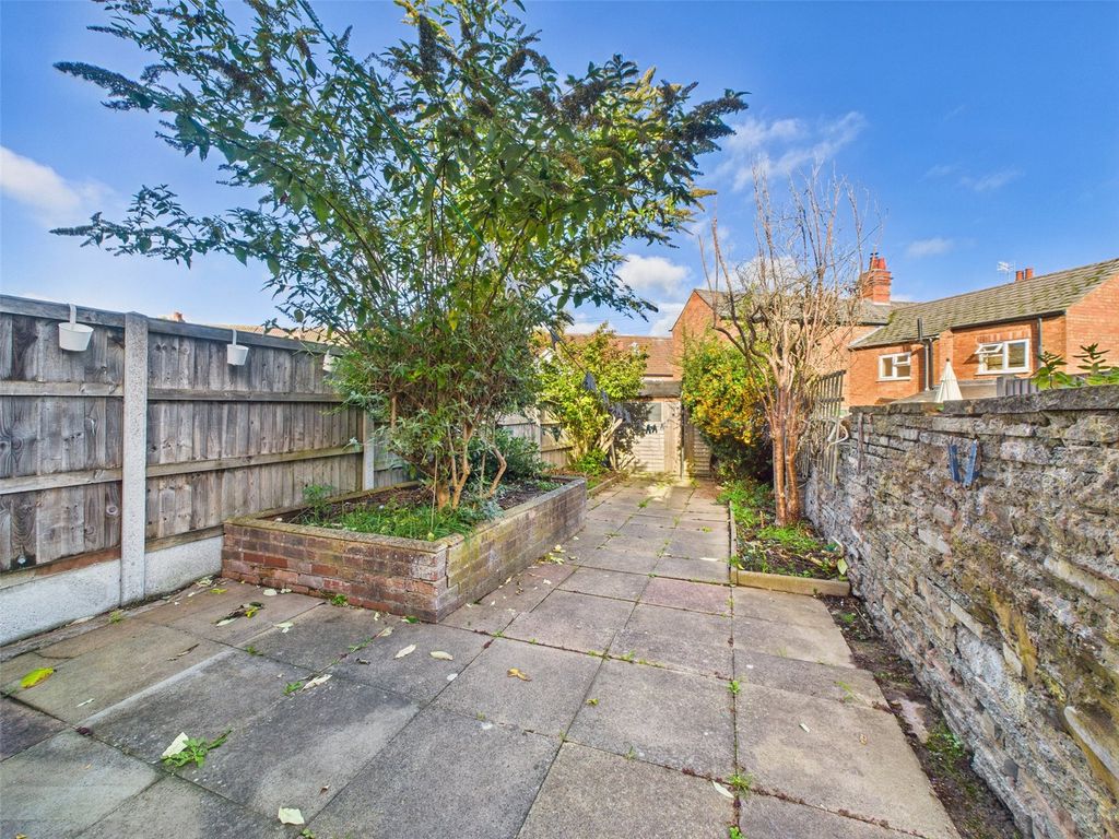 Property photo 3 of 16 Picture No. 27