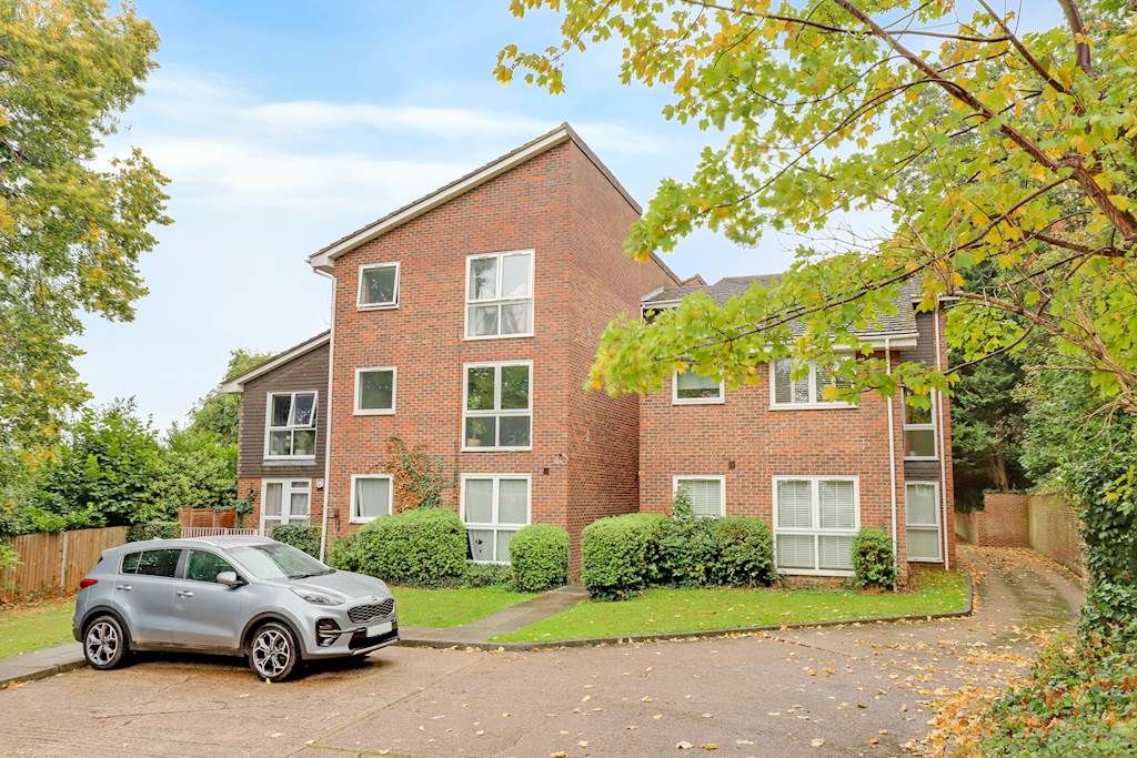 Property photo 1 of 10 12-B679Jhhgll - 12 Stubbs House - 43-Small