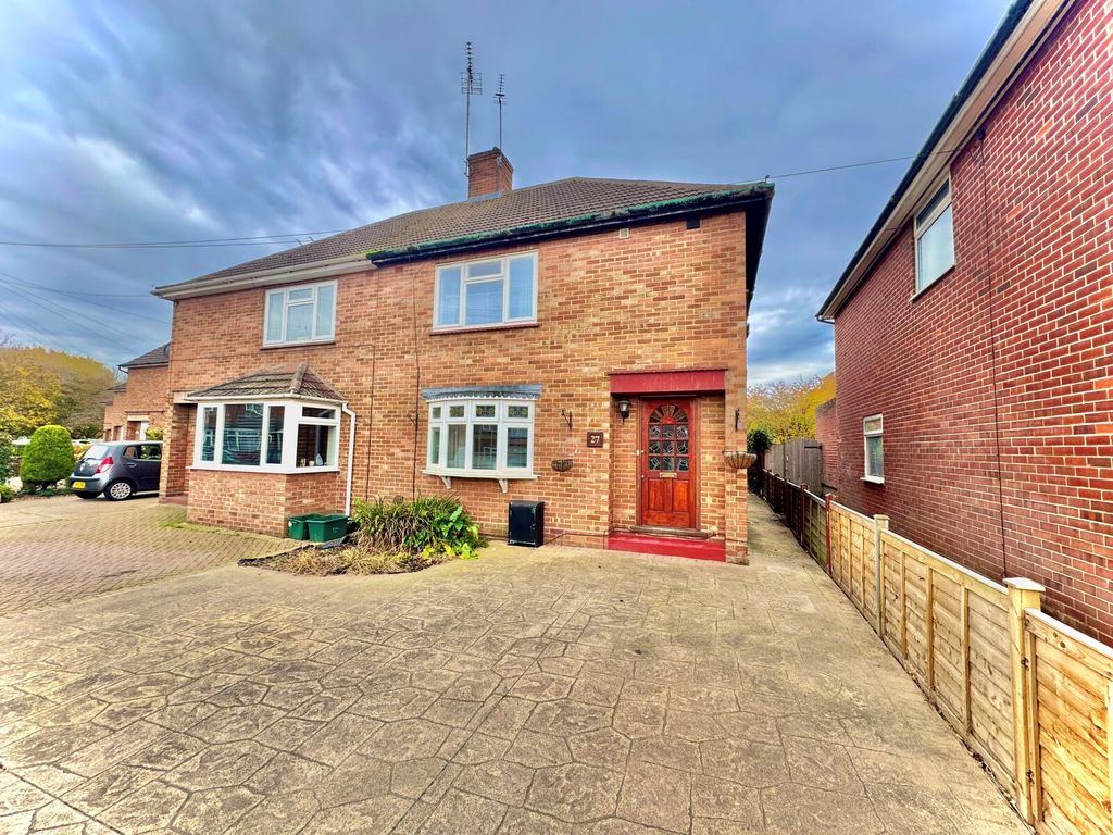 Property photo 1 of 12 Exterior