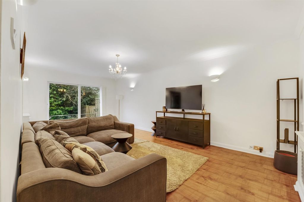 Property photo 2 of 11 Lounge Towards Patio Doors 2.Jpg