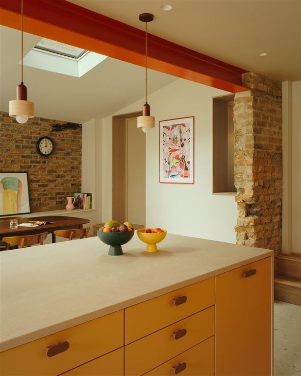 Property photo 3 of 36 Calderon Road, E11