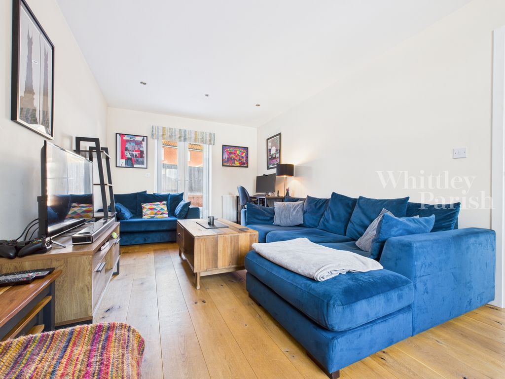 Property photo 2 of 17 Cam04332G0-Pr0592-Still021