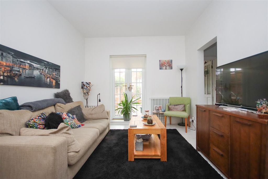 Property photo 3 of 28 Img_0647.Jpg