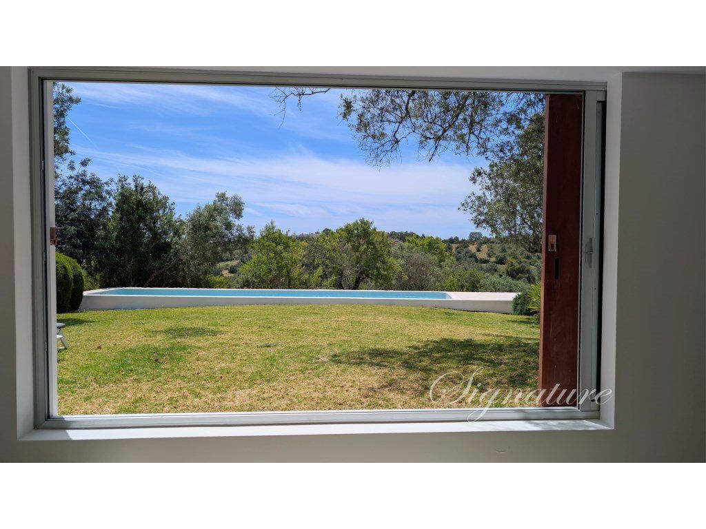 Property photo 3 of 59