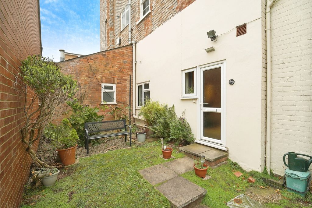 Property photo 2 of 11 Photo