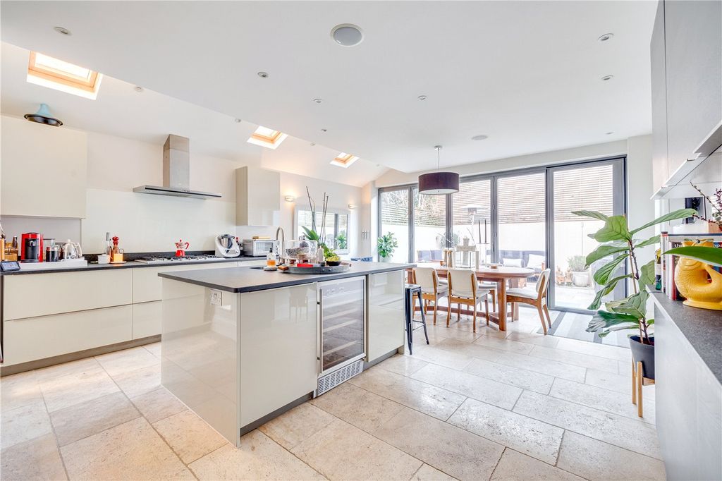 Property photo 1 of 14 Picture No. 87