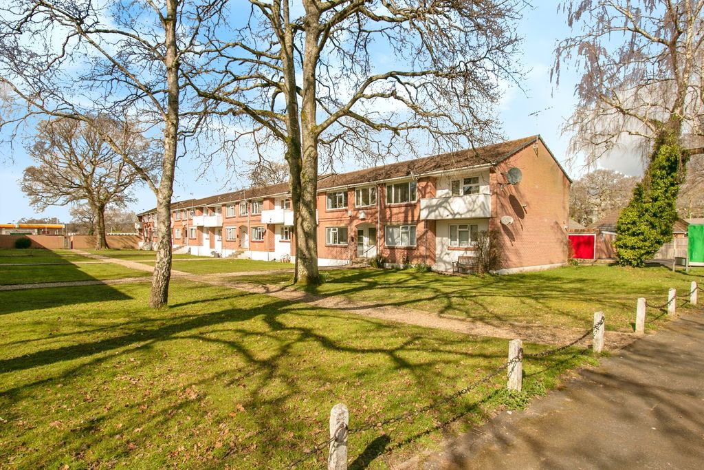 Property photo 1 of 1