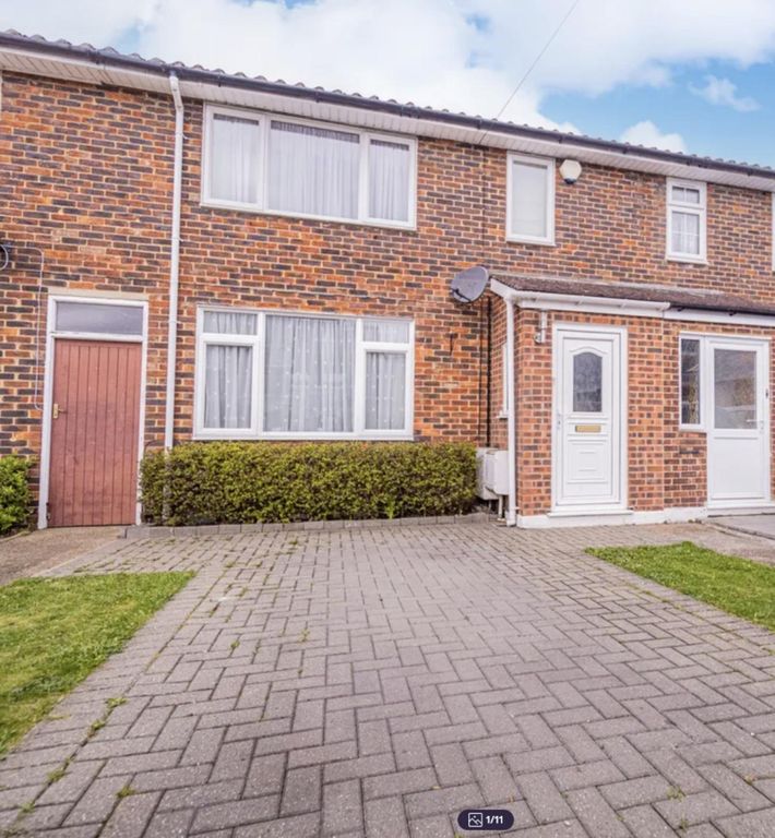 Property photo 1 of 12