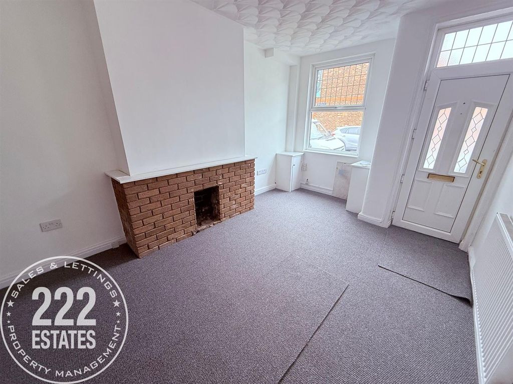 Property photo 3 of 11 Photo-2026-04-28-11-43-38 (10).Jpg