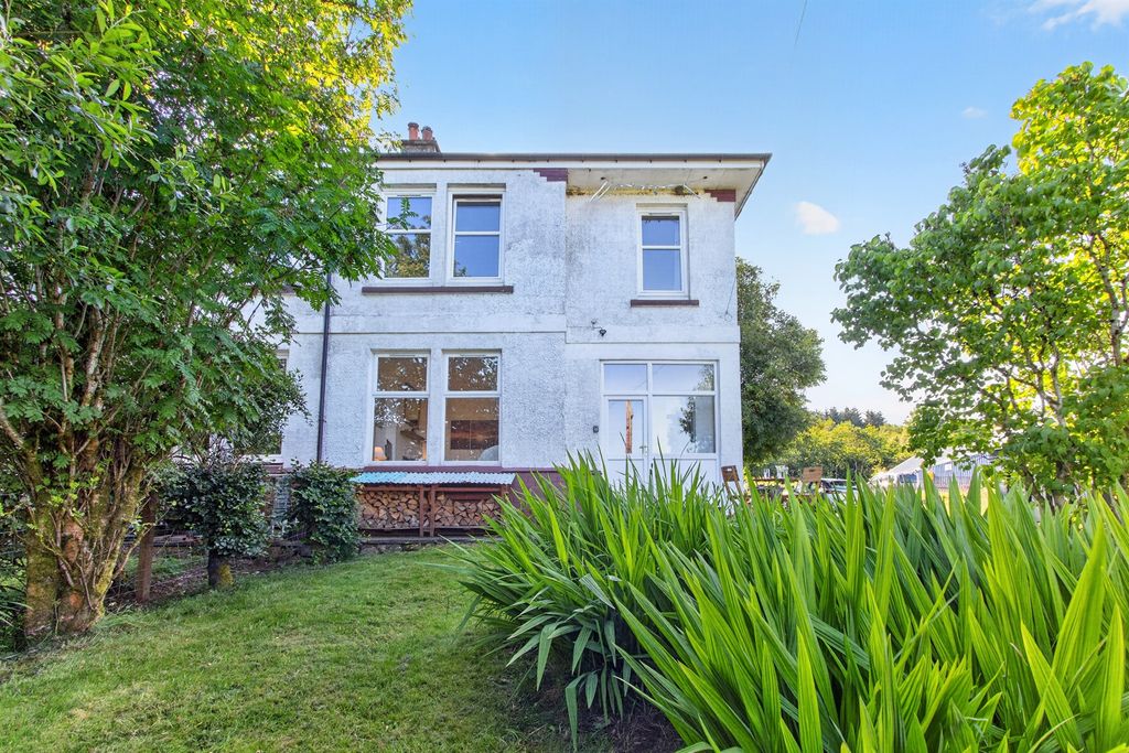 Property photo 1 of 23