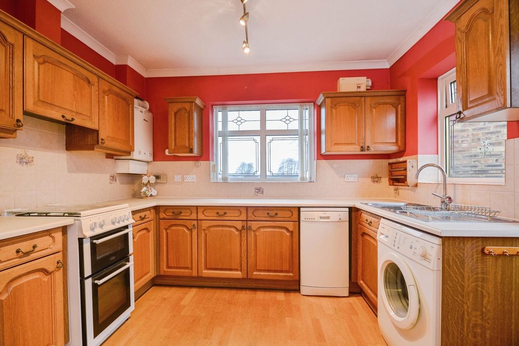 Property photo 3 of 19 Pbox-Img.Jpg