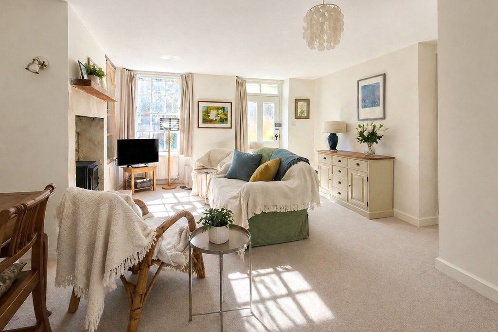 Property photo 3 of 13 Picture No. 11