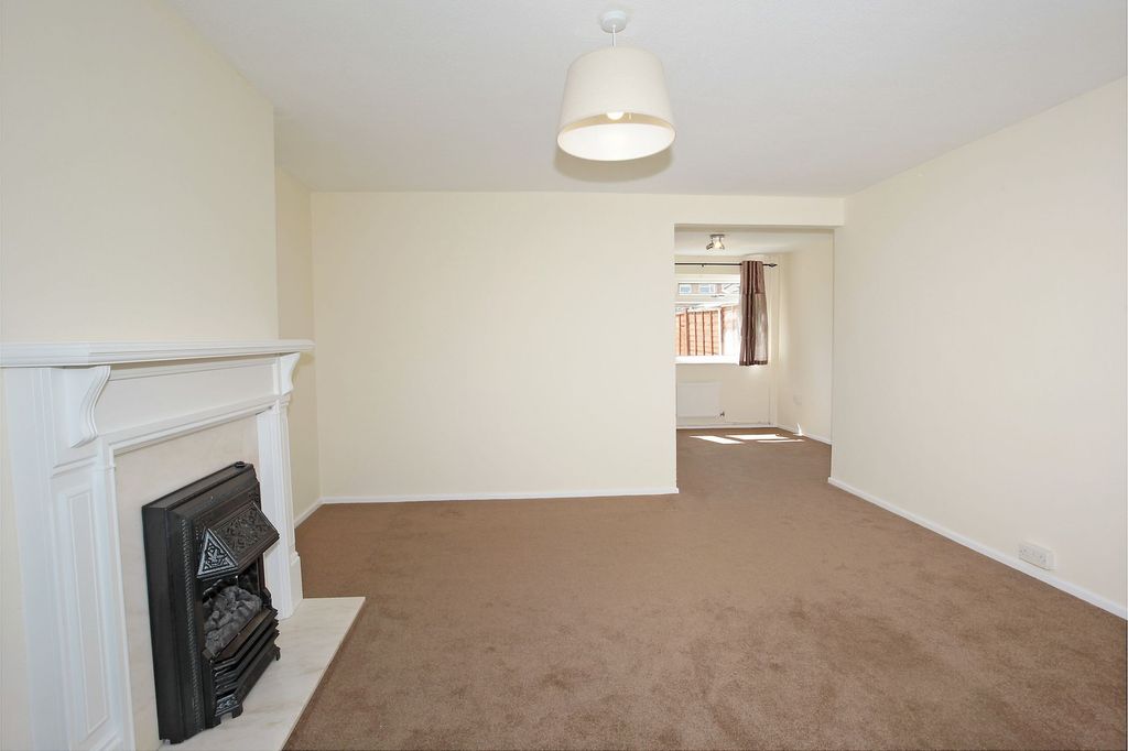 Property photo 3 of 15 Photo 4