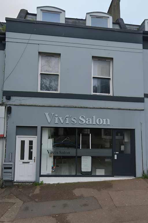 Property photo 1 of 7 Front View