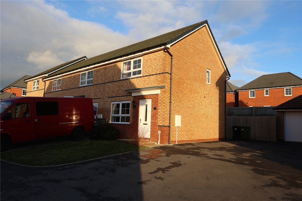 Property photo 2 of 17 Picture No. 02