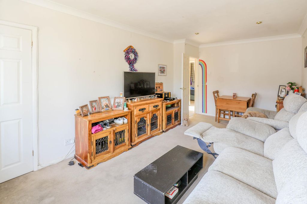 Property photo 3 of 8 Living Room