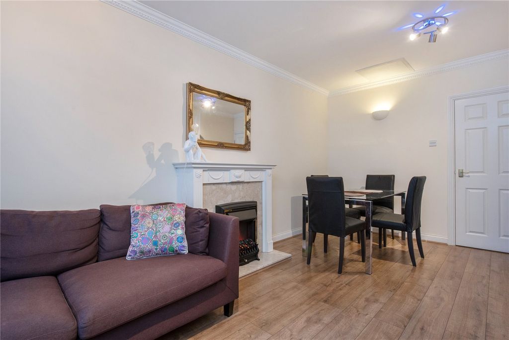 Property photo 3 of 11 Reception Room