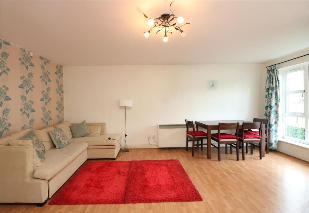 Property photo 1 of 7 Wheat Sheaf Close.Jpg