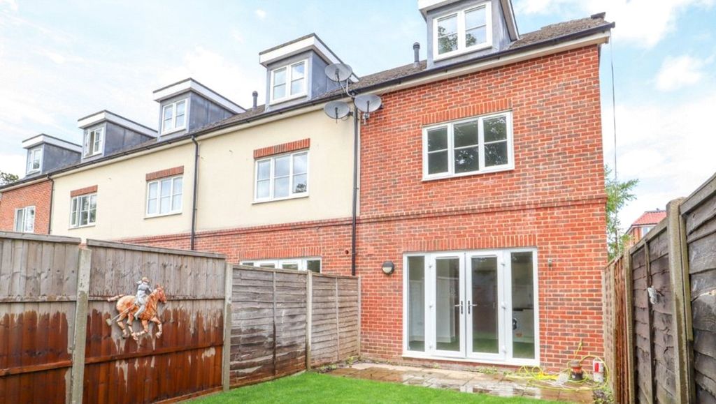 Property photo 2 of 7 Picture No. 07