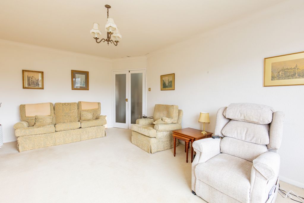 Property photo 3 of 13 Living Room