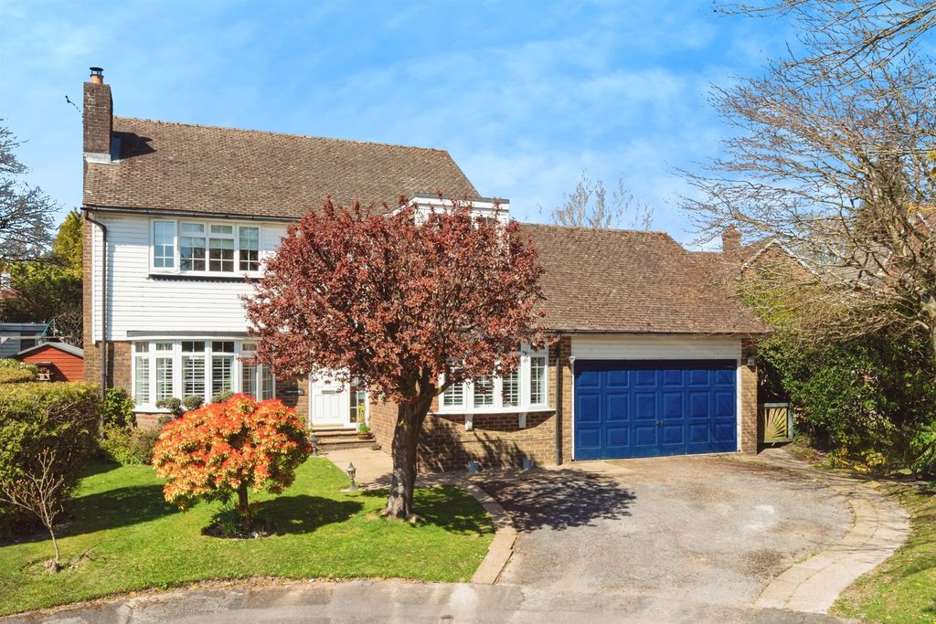 Property photo 1 of 17